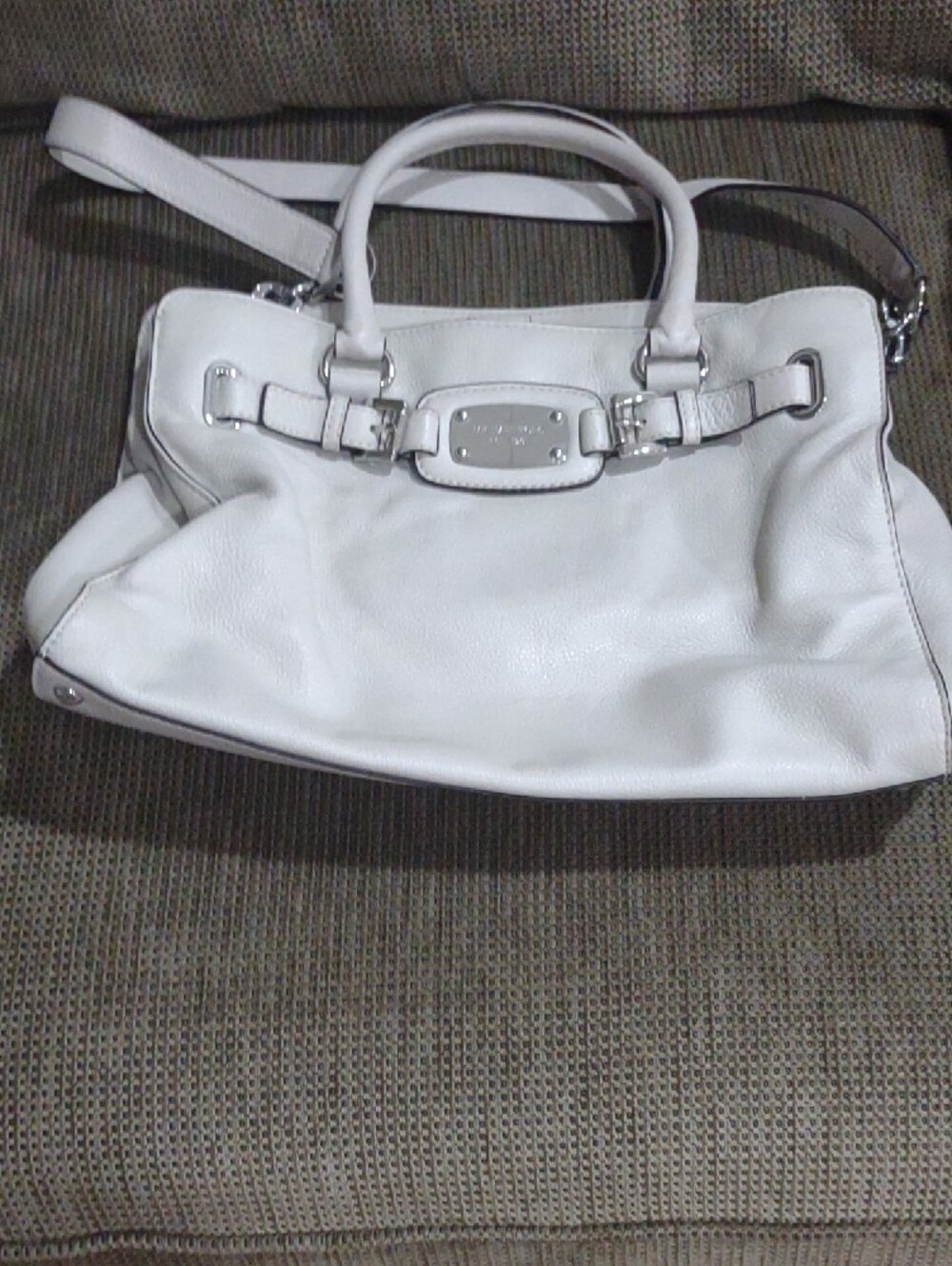 Handbag 👜 - Picture 3 of 3